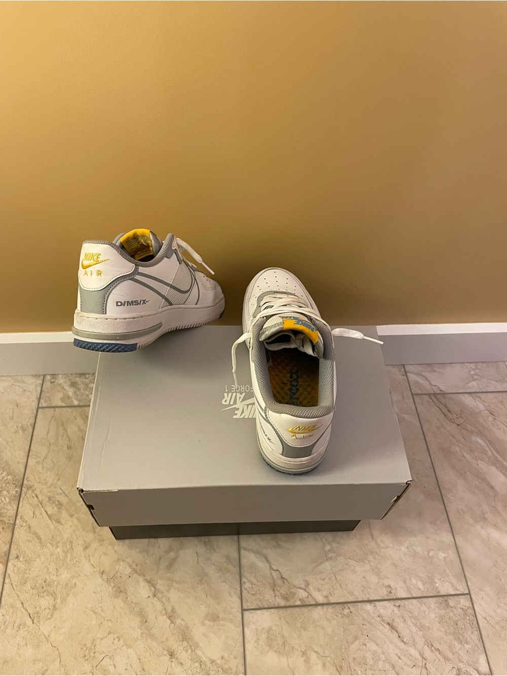 Nike Air Force 1 Low White,Yellow,Gray (6 Youth. Fits approximately Woman 7.5) - Picture 4 of 4